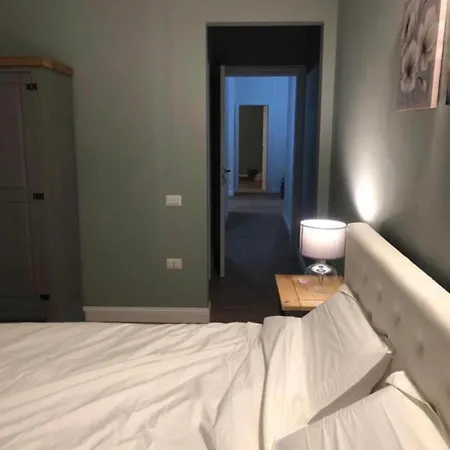 Nuovo, Tranquilla E In Citta Cagliari